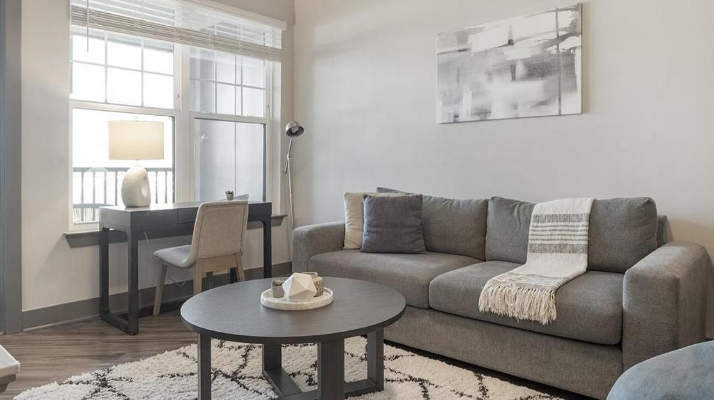 Landing at Vintage Horizon West - 1 Bedroom in Horizon West image