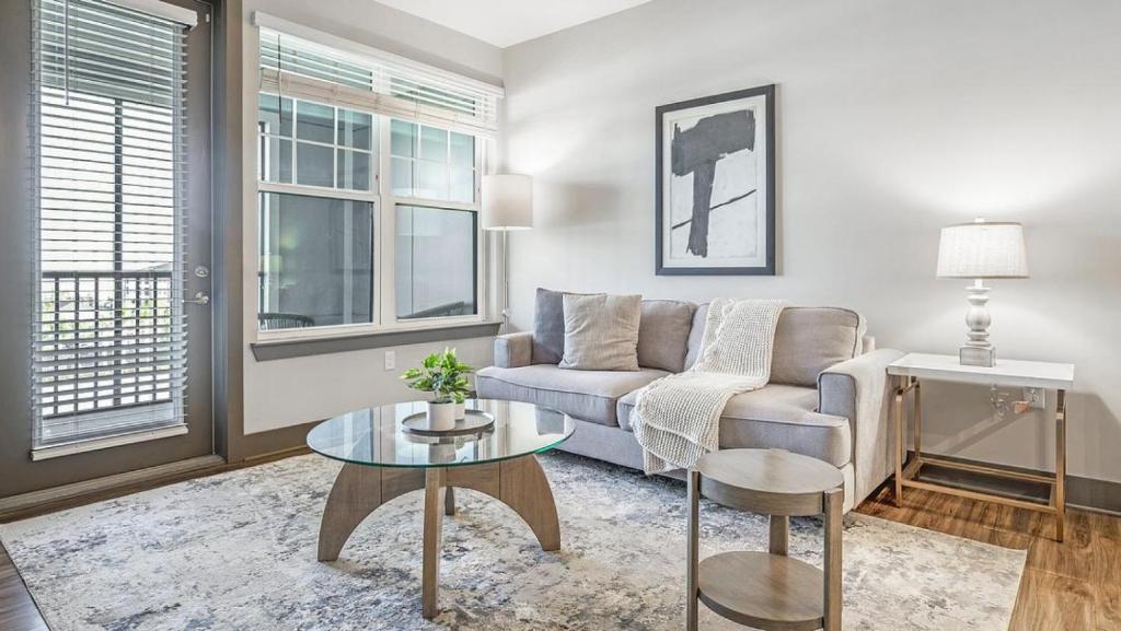 Landing at Vintage Horizon West - 1 Bedroom in Horizon West image
