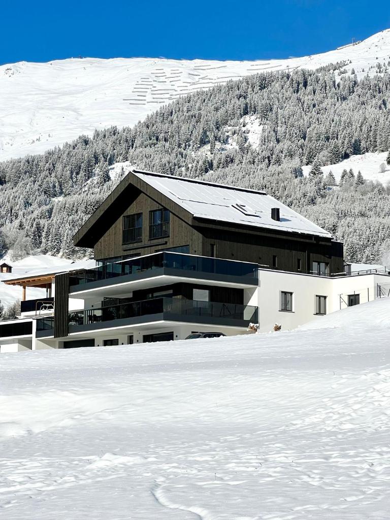milu Apartments - Fiss photo 2