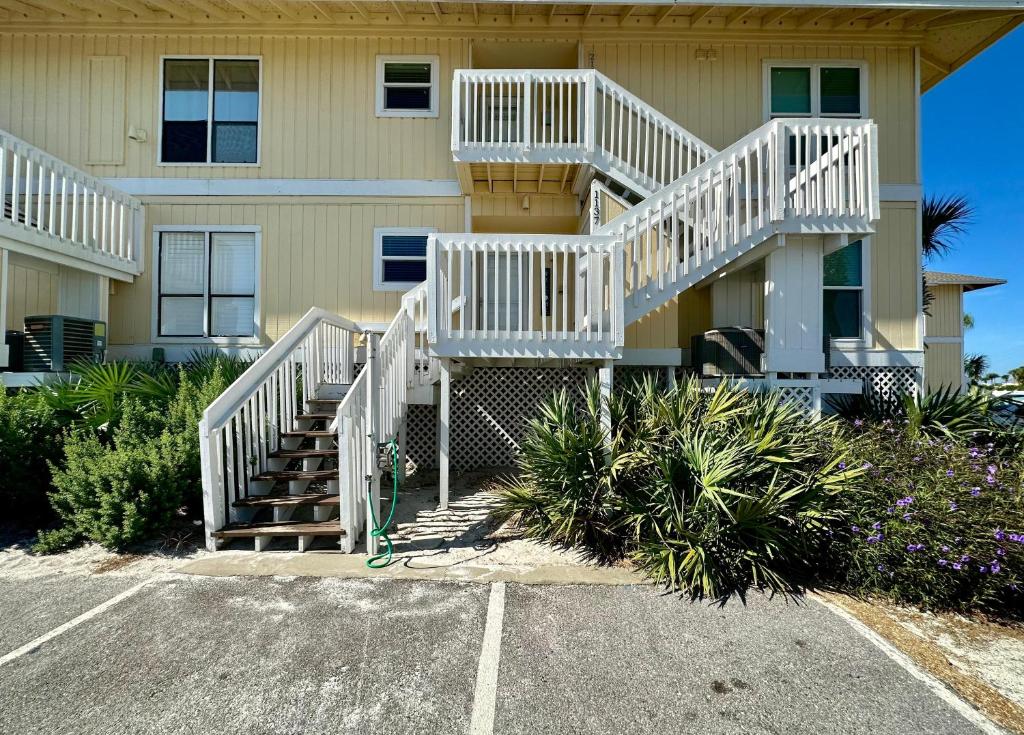 Sandpiper Cove 1137 image