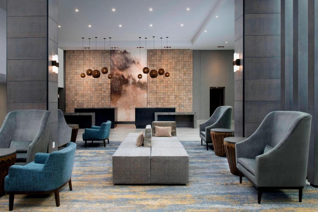 Delta Hotels by Marriott Seattle Everett image