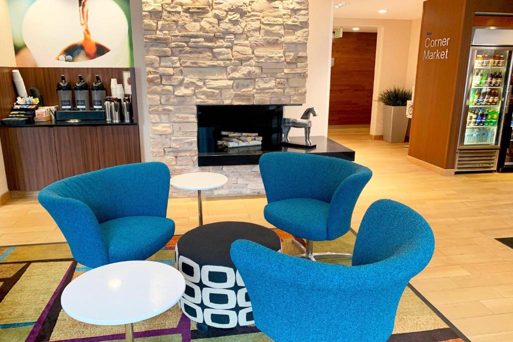 Fairfield Inn & Suites by Marriott Denver Tech Center/South image