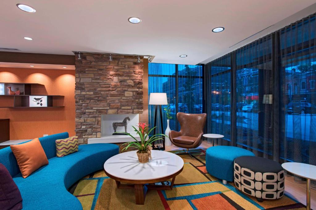 Fairfield Inn & Suites by Marriott La Crosse Downtown image