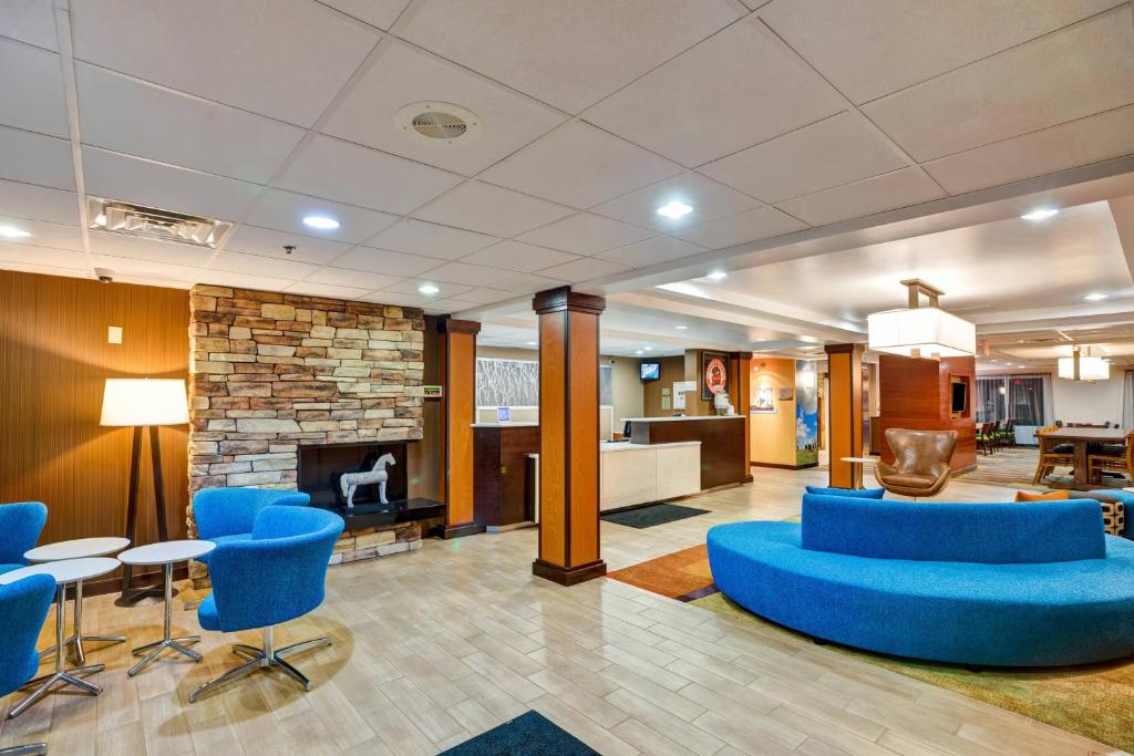 Fairfield Inn by Marriott Christiansburg image