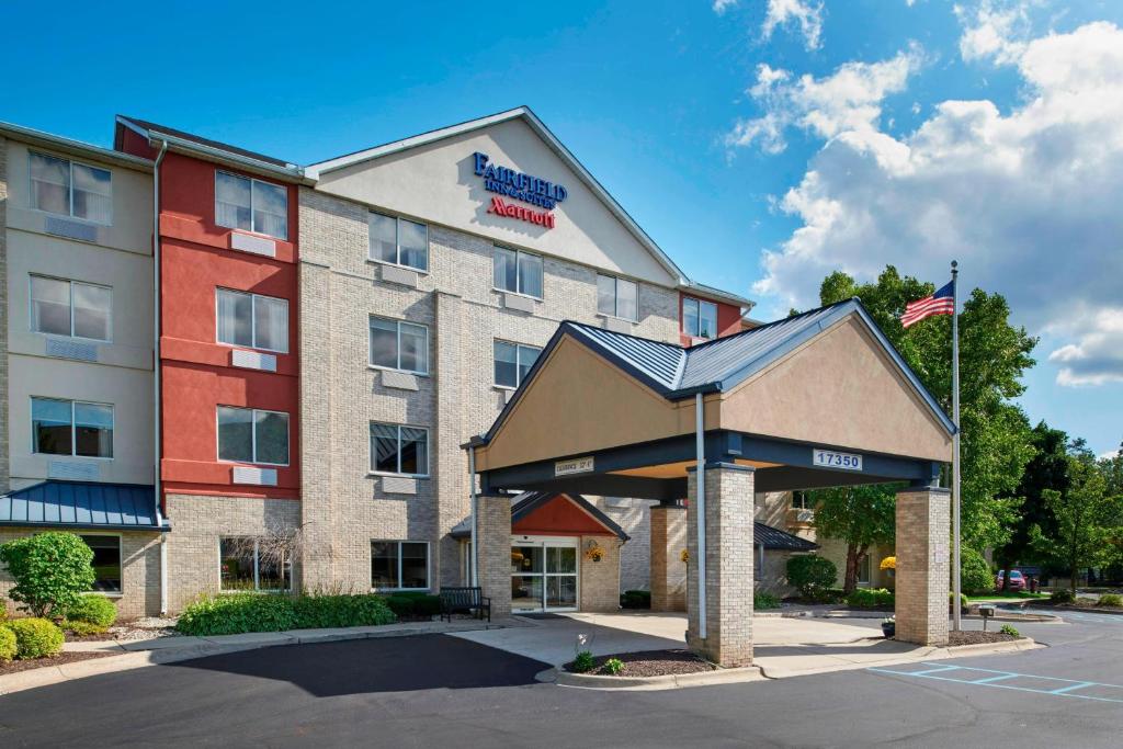 Fairfield Inn & Suites by Marriott Detroit Livonia image