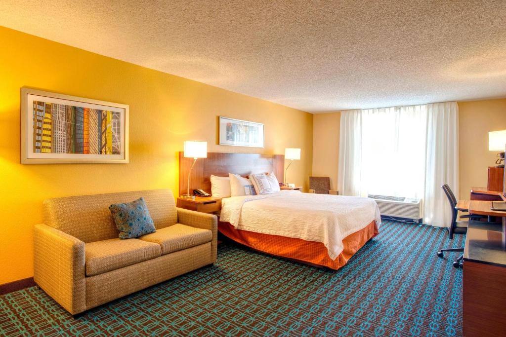 Fairfield Inn by Marriott Las Cruces - Tap to explore photos