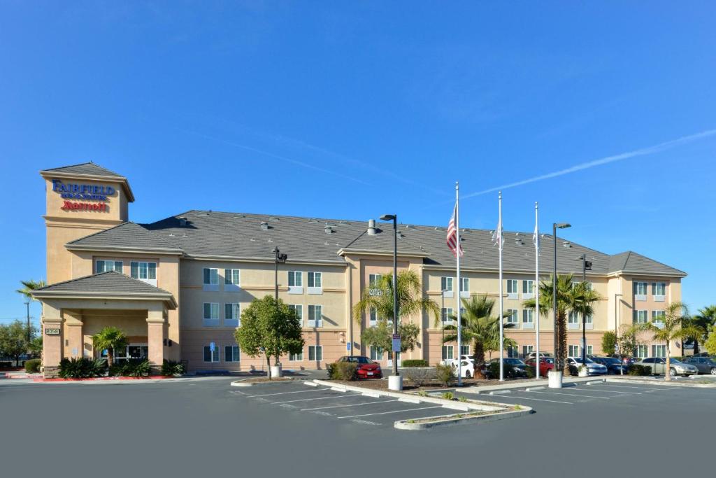 Fairfield Inn and Suites by Marriott Sacramento Elk Grove image