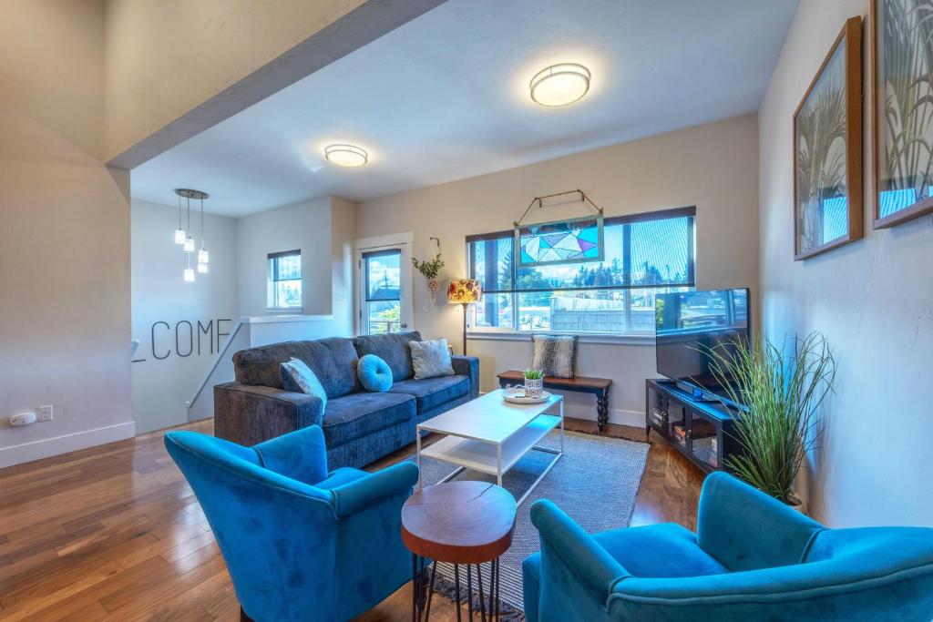 Hull Street Loft image