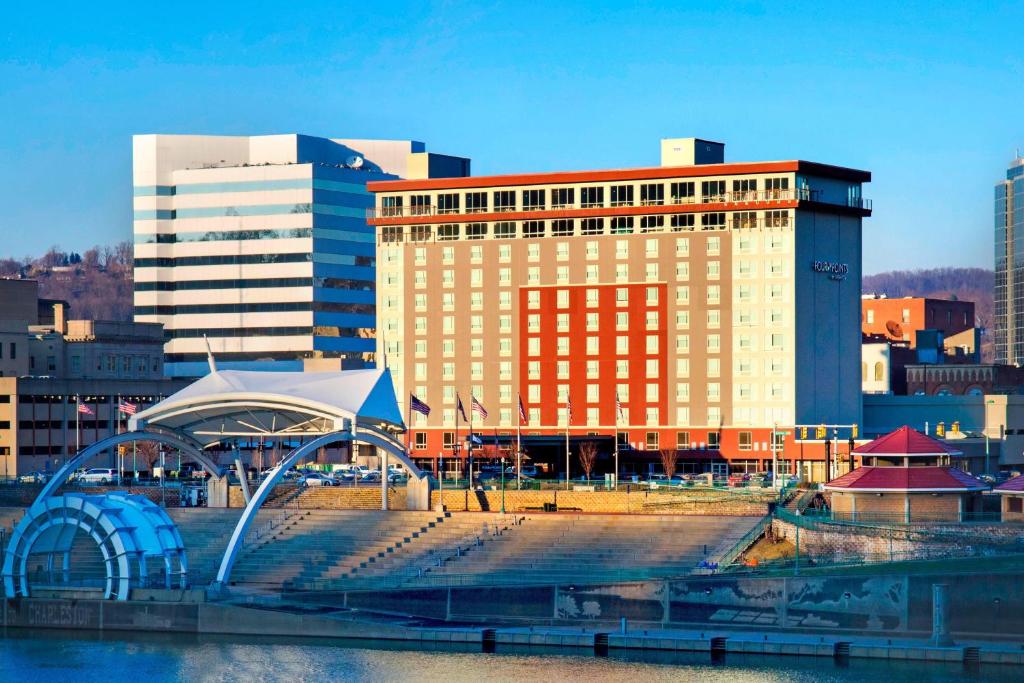 Four Points by Sheraton Charleston image