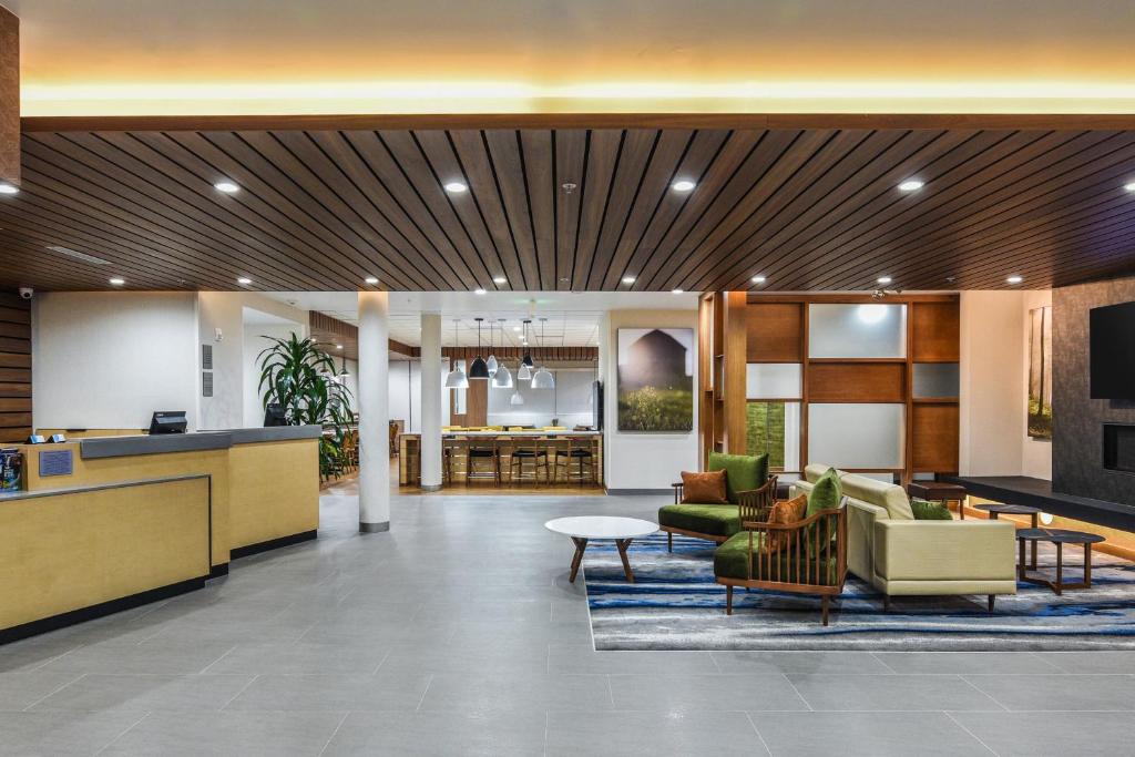 Fairfield Inn & Suites by Marriott Ontario Rancho Cucamonga image