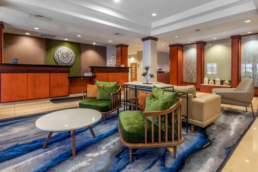 Fairfield Inn & Suites Holiday Tarpon Springs image
