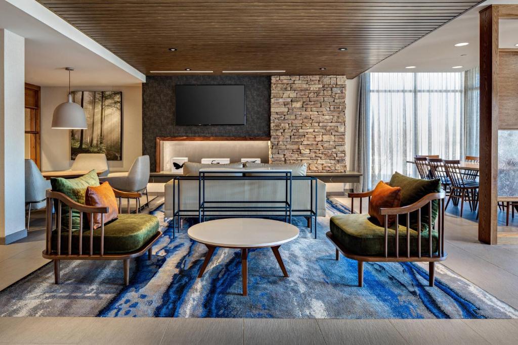 Fairfield Inn & Suites by Marriott Fayetteville image