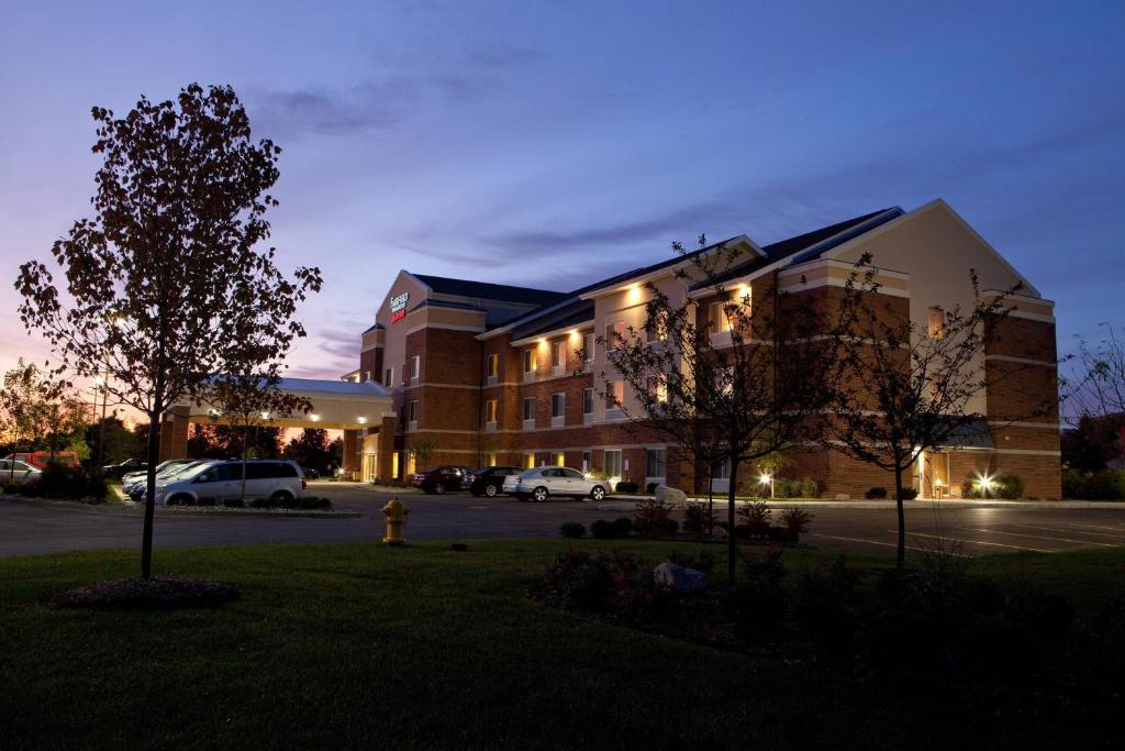 Fairfield Inn & Suites Flint Fenton image