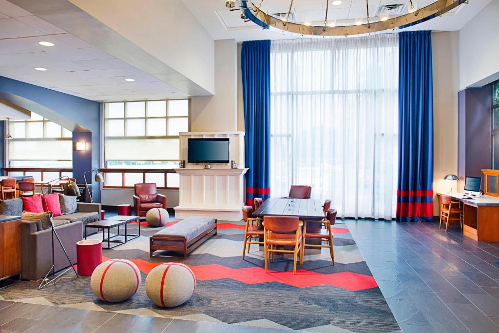Four Points By Sheraton Philadelphia Airport image