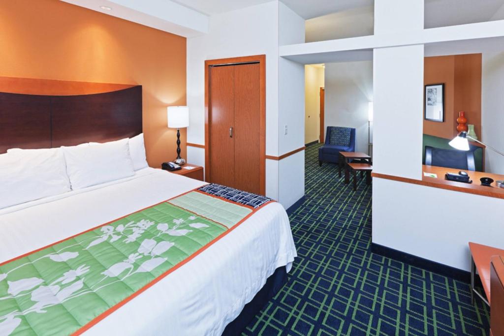 Fairfield Inn & Suites Tulsa South Medical District image