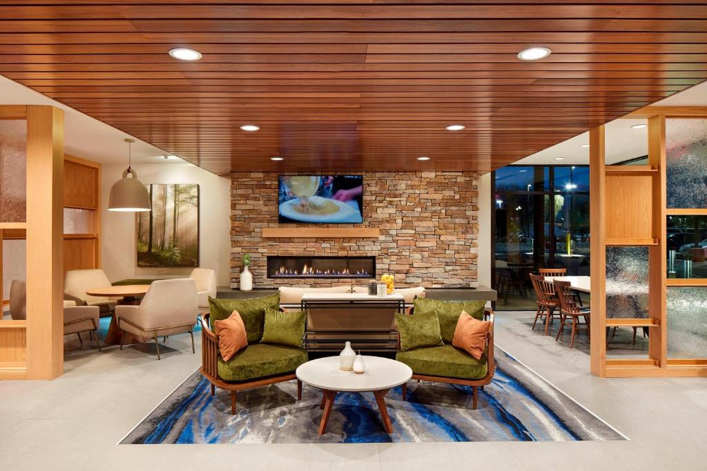 Fairfield by Marriott Inn & Suites Indio Coachella Valley image
