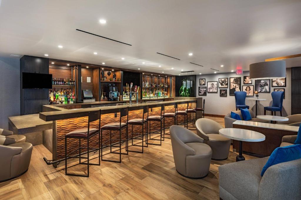 Four Points by Sheraton Los Angeles Westside image