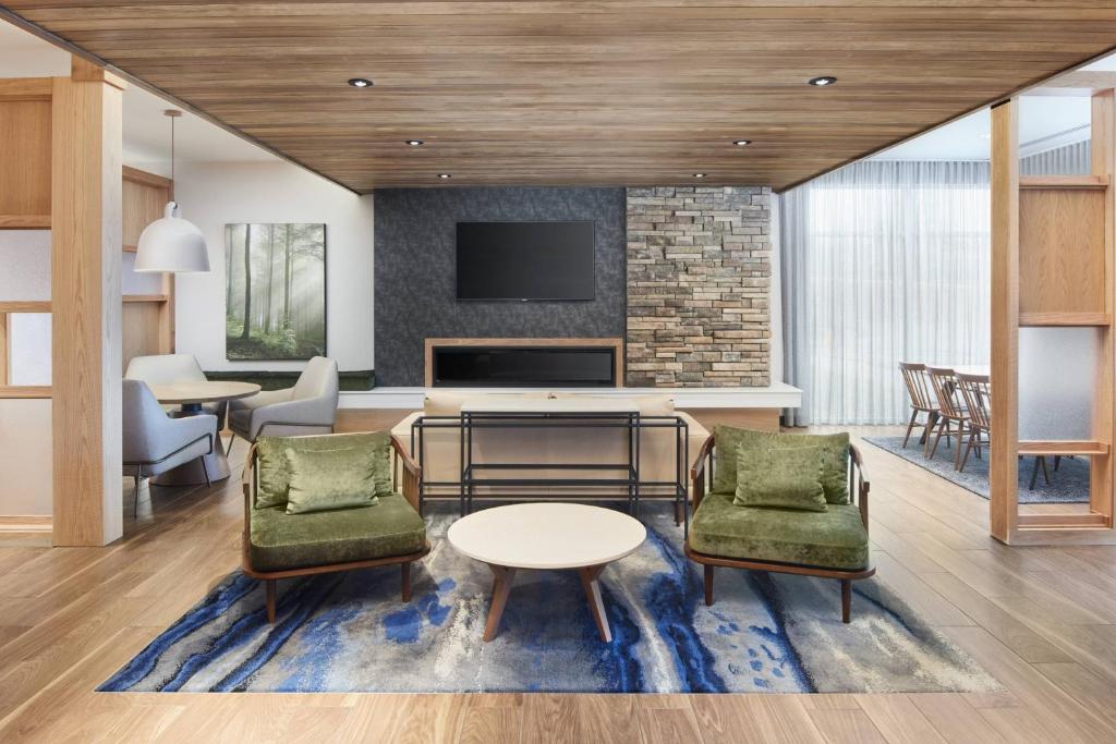 Fairfield Inn & Suites by Marriott Raleigh Wake Forest image