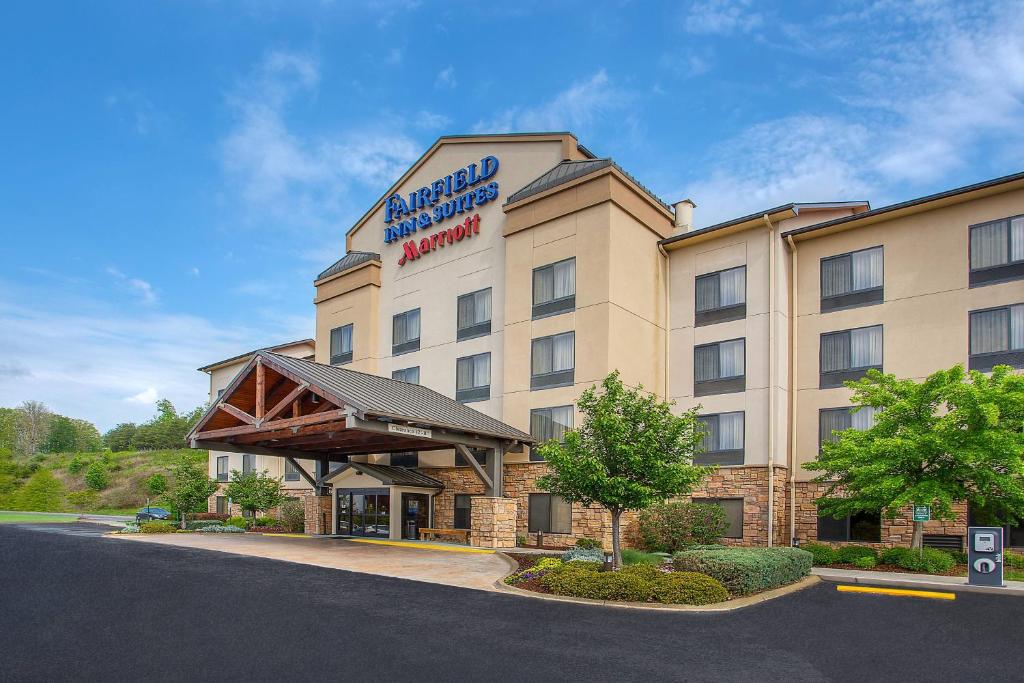 Fairfield Inn & Suites by Marriott Sevierville Kodak image