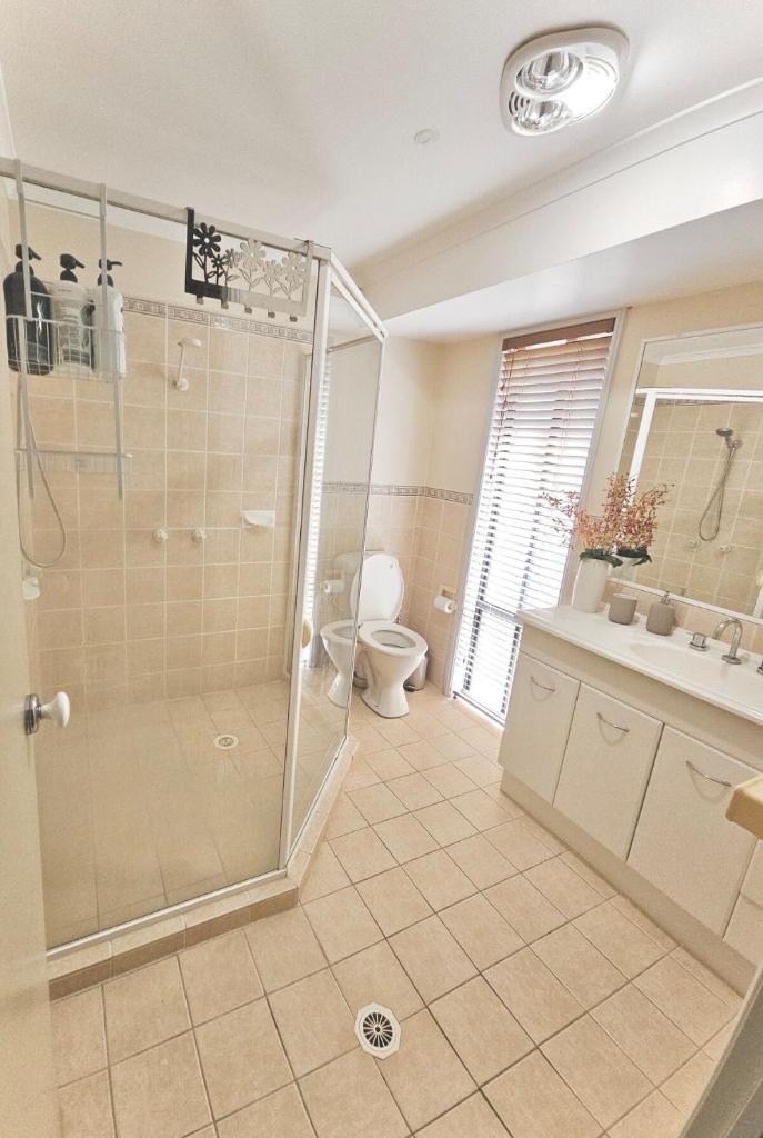 Guest Suite 800m to Beach photo 3