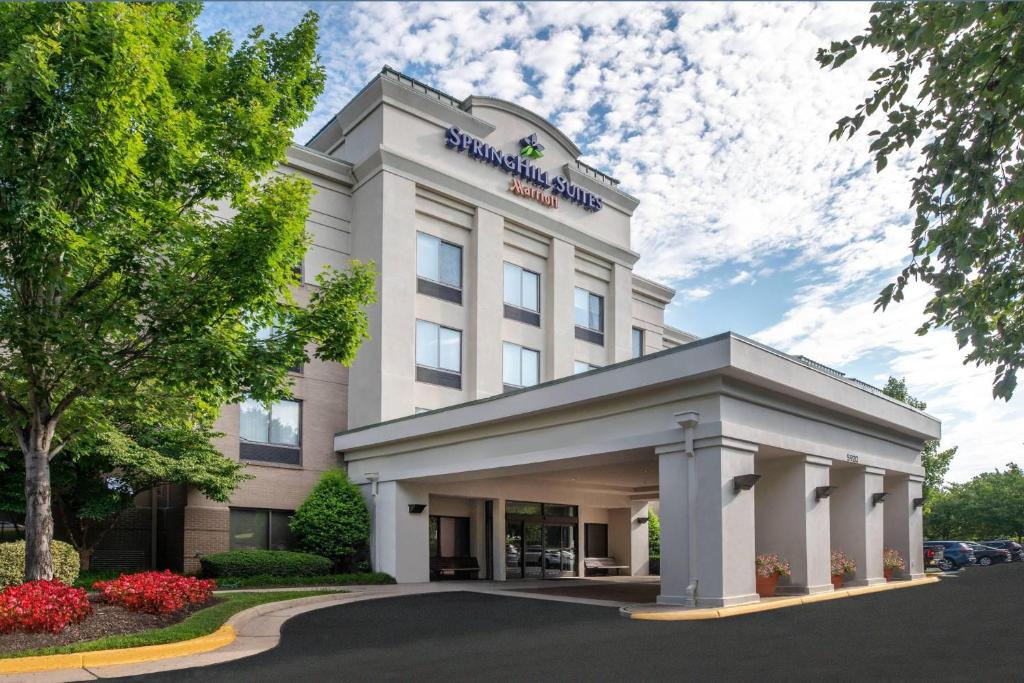 SpringHill by Marriott Centreville/Chantilly image