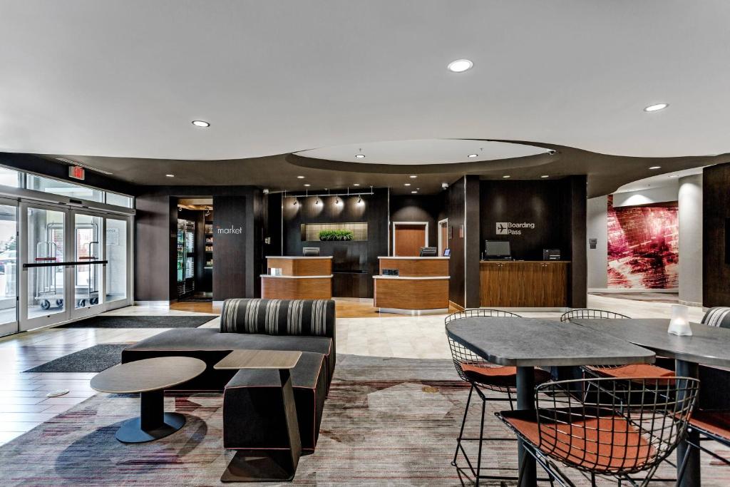Courtyard by Marriott Easton-Columbus image