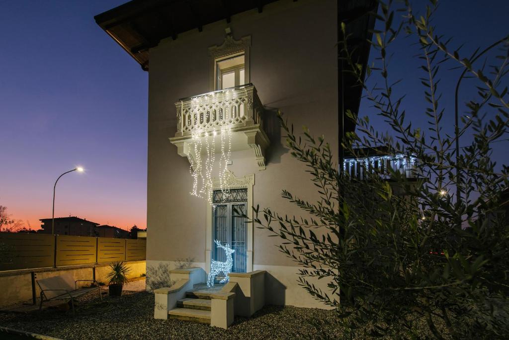 Villa Dei Sogni - Camera accesso indipendente Vicino Ospedale Borgo Trento Fiera Arena di Verona