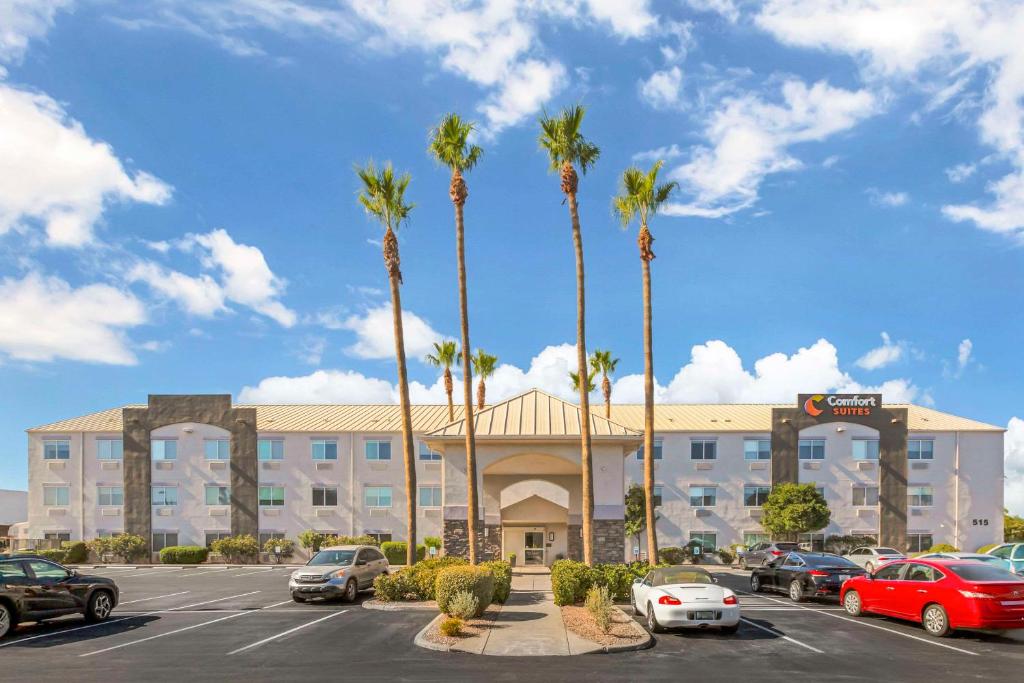 Comfort Suites At Tucson Mall image