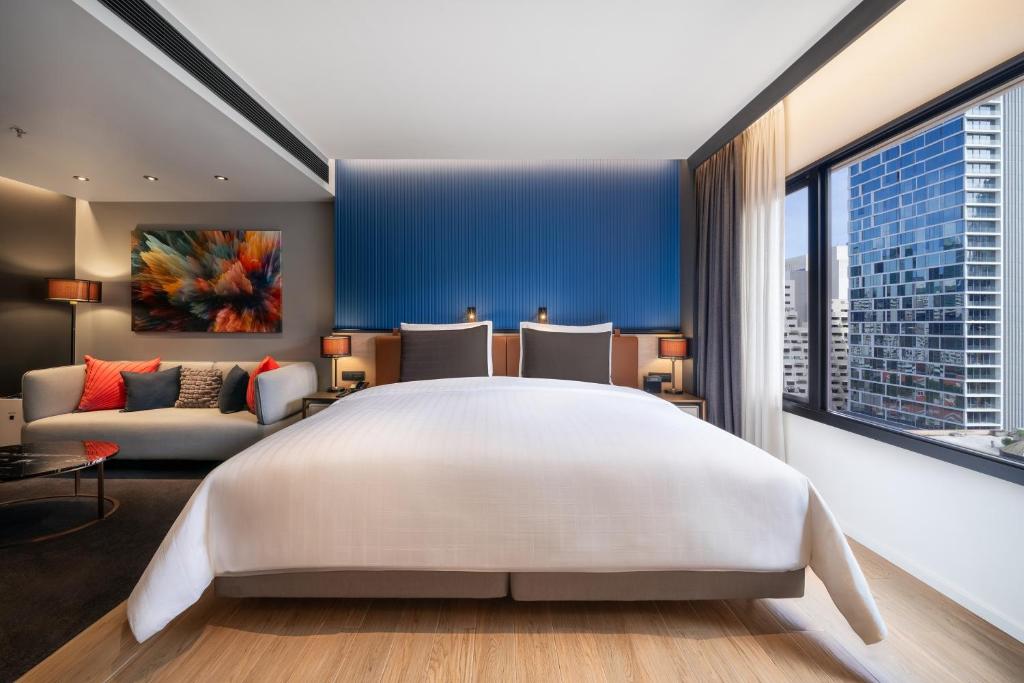 Sindhorn Midtown Hotel Bangkok, Vignette Collection - an IHG Hotel Room Type - Premium Room, 1 King Bed (Super King)