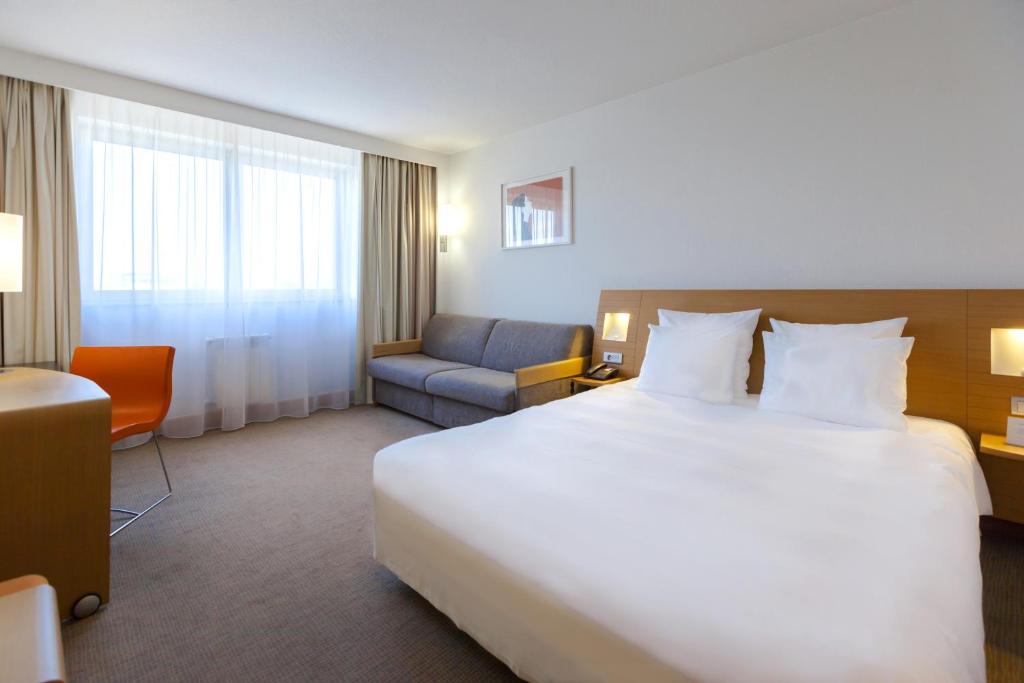 Двухместный (Улучшенный двухместный номер с 1 кроватью), Novotel Kraków City West