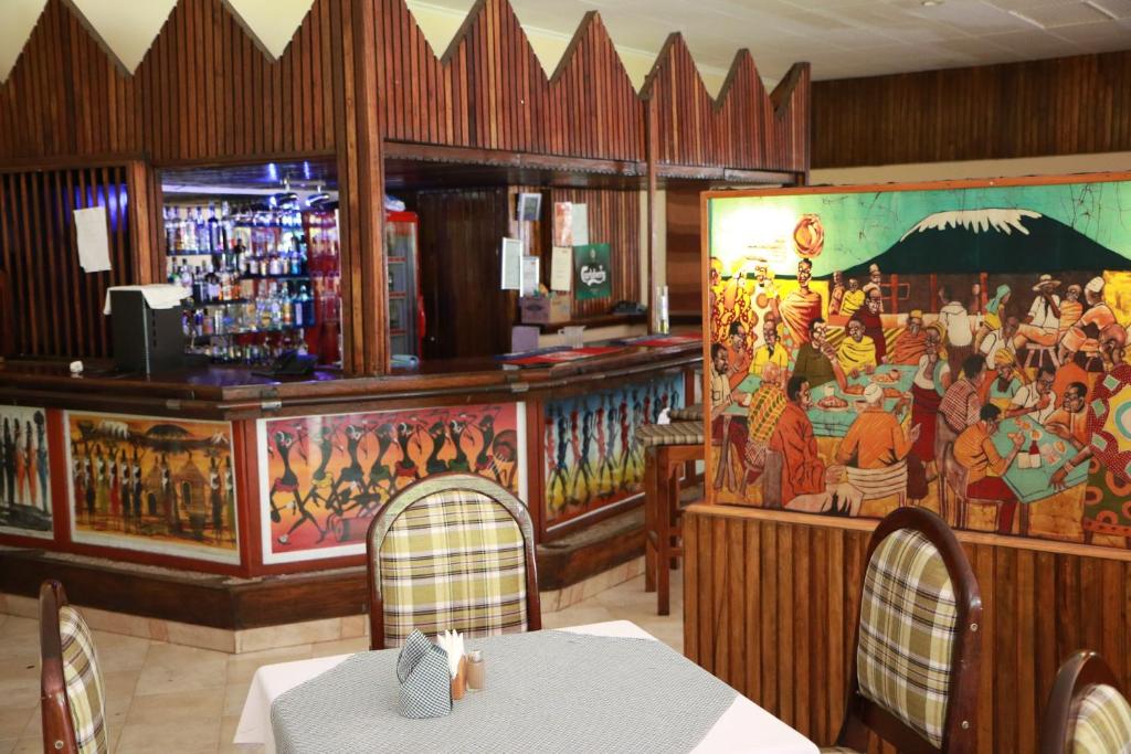 Equator Hotel photo 1