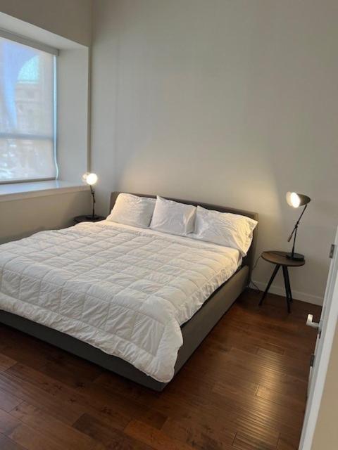 Kislak 402 Spacious 1BR Retreat Above the City image