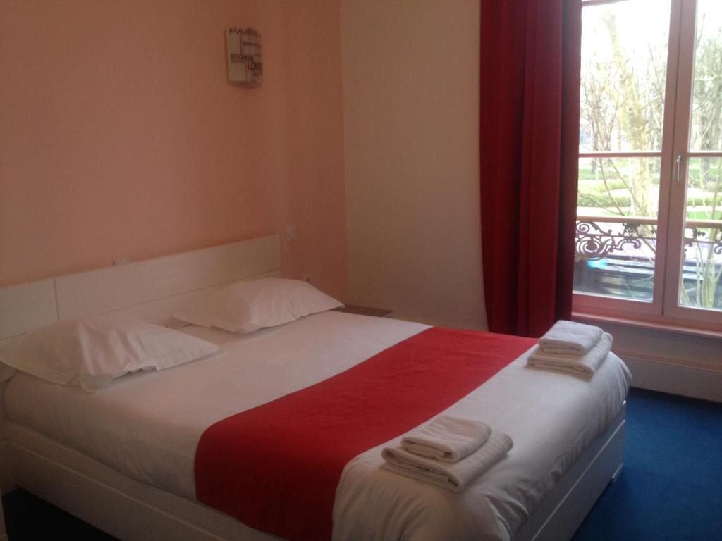 Hotel Couleurs Sud 46 chambres avec ascenseur et restaurant Centre ville-Gare Charleville-Mézières Room Type - Comfort Double Room