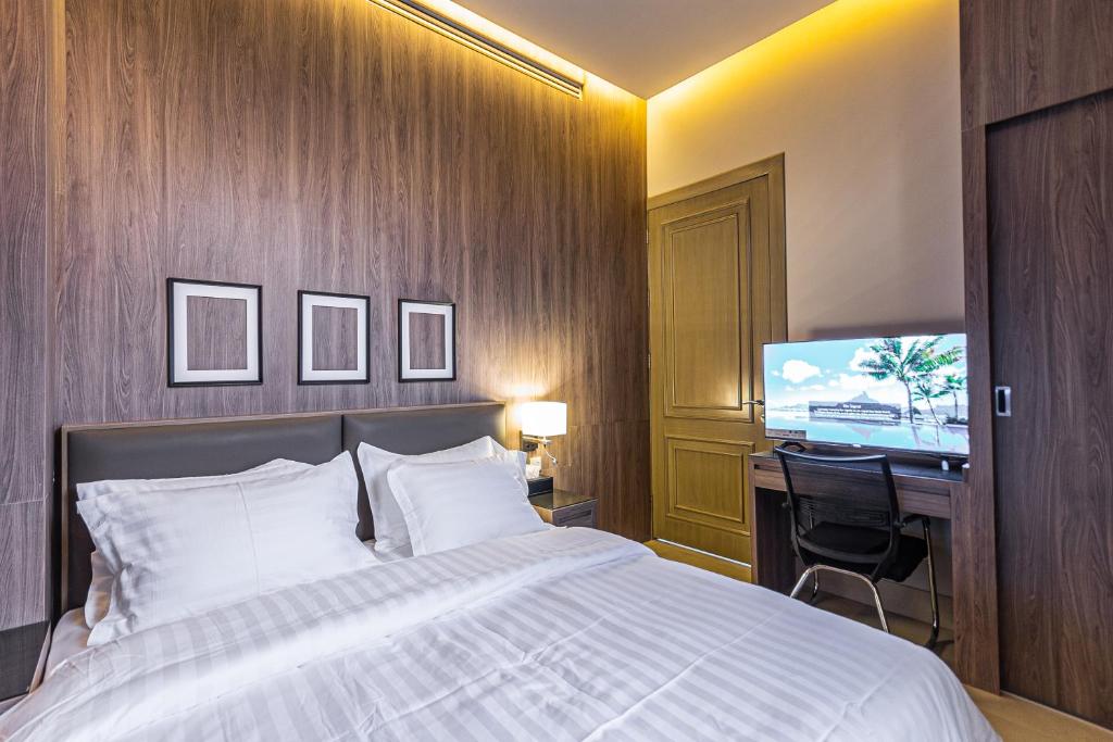 Landwalk Al Taawun Hotel Riyadh - Tap to explore photos