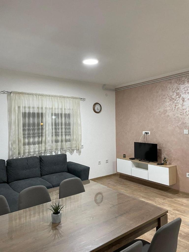 Apartman M&J photo 4