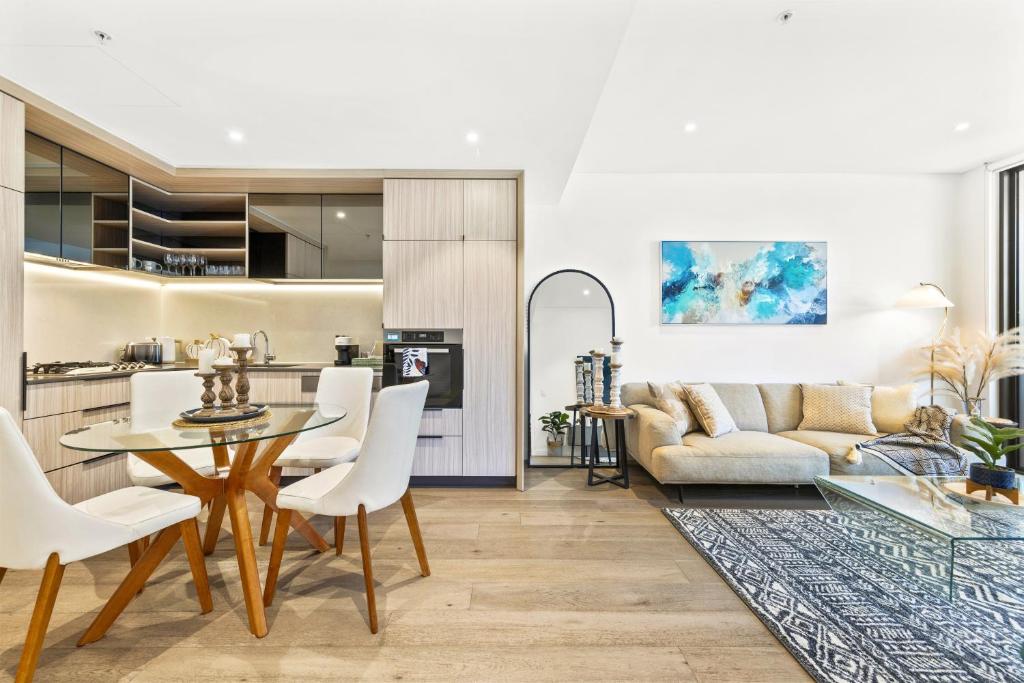 Urban Bliss 2BR Abode - Luxury丨Comfort丨Parking photo 1