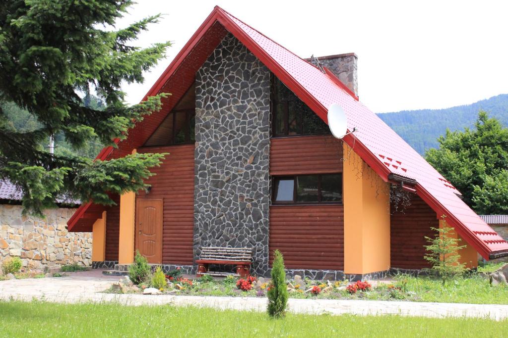 Sokolyne gnizdo photo 3