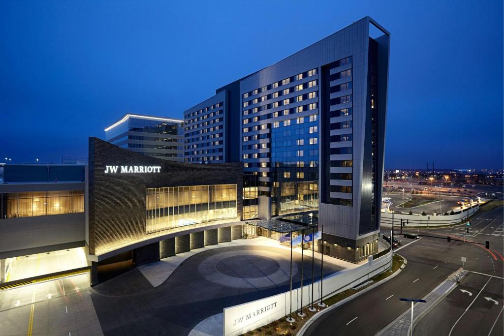 JW Marriott Minneapolis Mall of America image