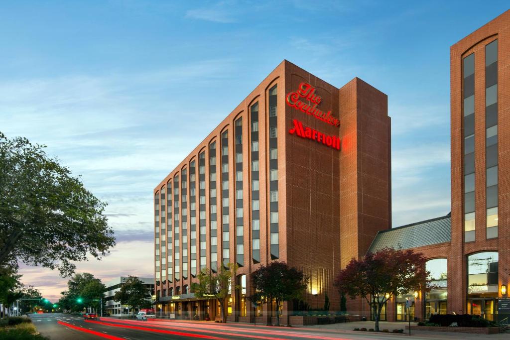 The Lincoln Marriott Cornhusker Hotel image
