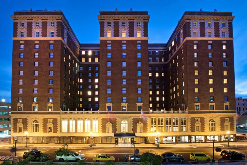 Marriott Syracuse Downtown image