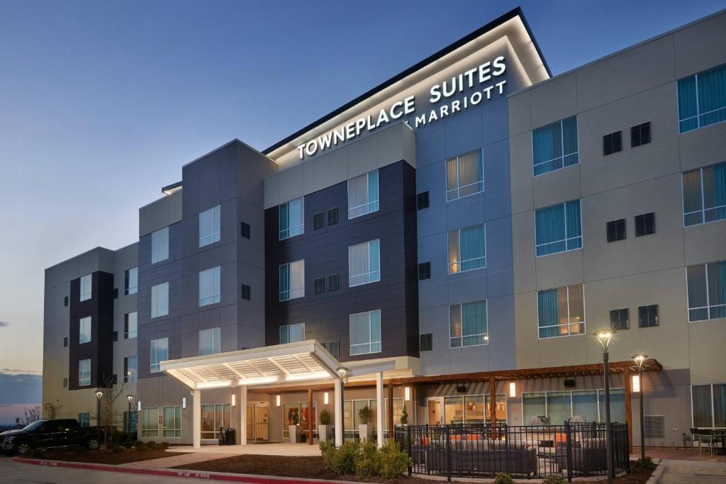 TownePlace Suites by Marriott Fort Worth Northwest/Lake Worth image
