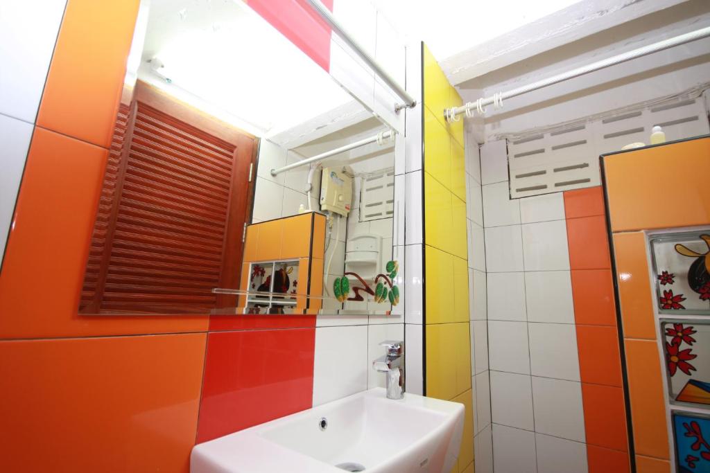 Апартаменты (Улучшенные апартаменты), Khun Noy Apartment