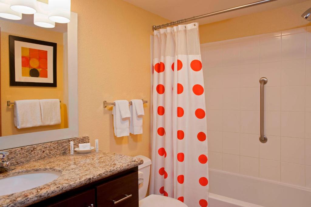 MainStay Suites Bloomington near University - Tap to explore photos