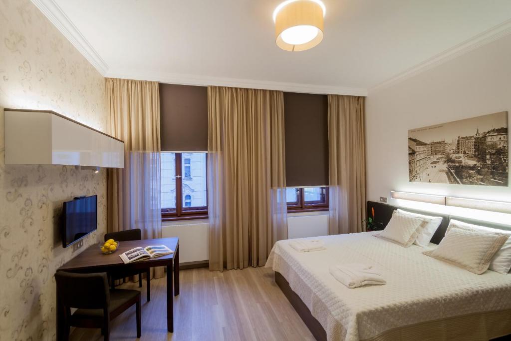 Студио (Superior Studio Apartment with Beer Spa Procedure), Апарт-отель Vinohradský dům