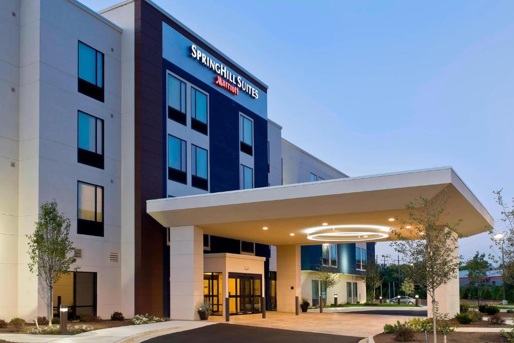 SpringHill Suites by Marriott Philadelphia Langhorne image