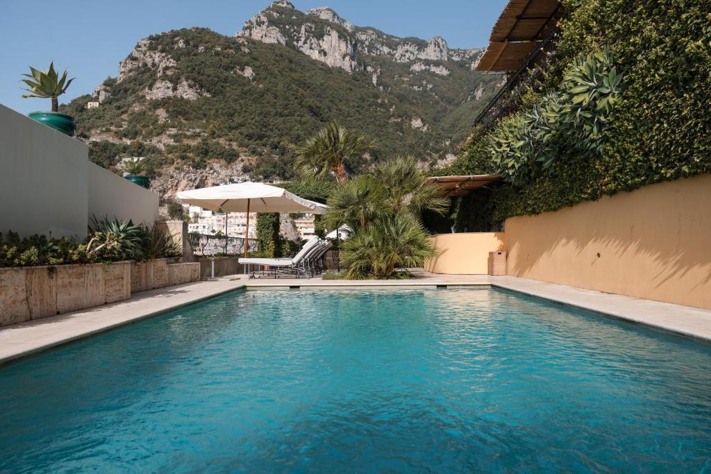 Villa Magia - Tap to explore photos