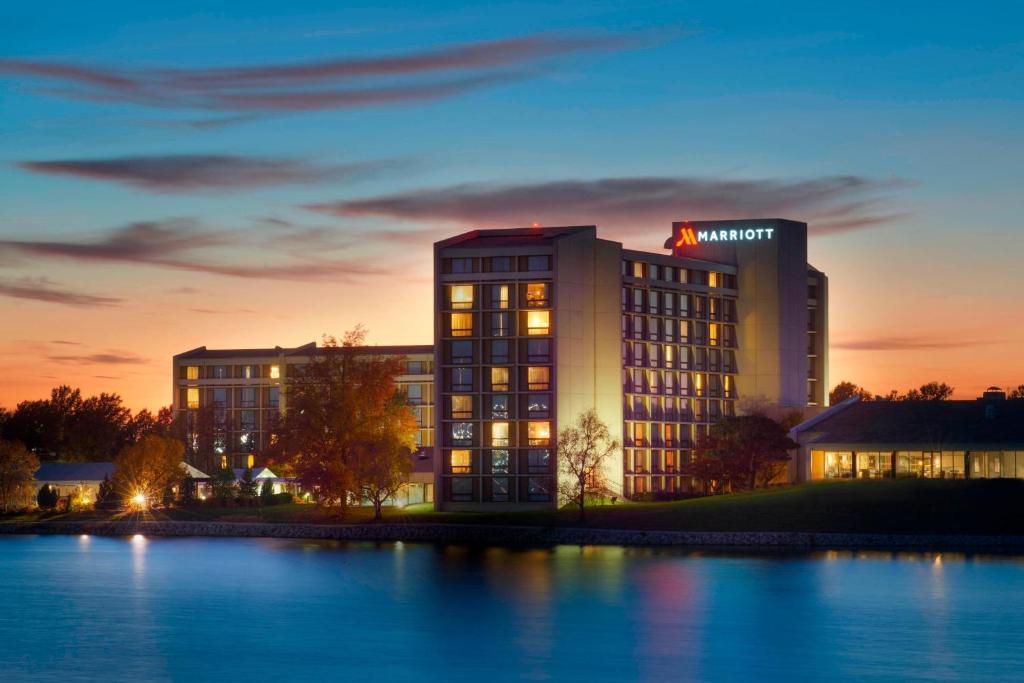 Kansas City Airport Marriott image