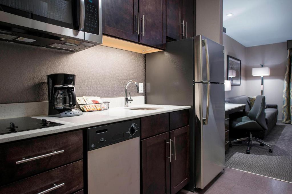 TownePlace Suites Boston Logan Airport/Chelsea image