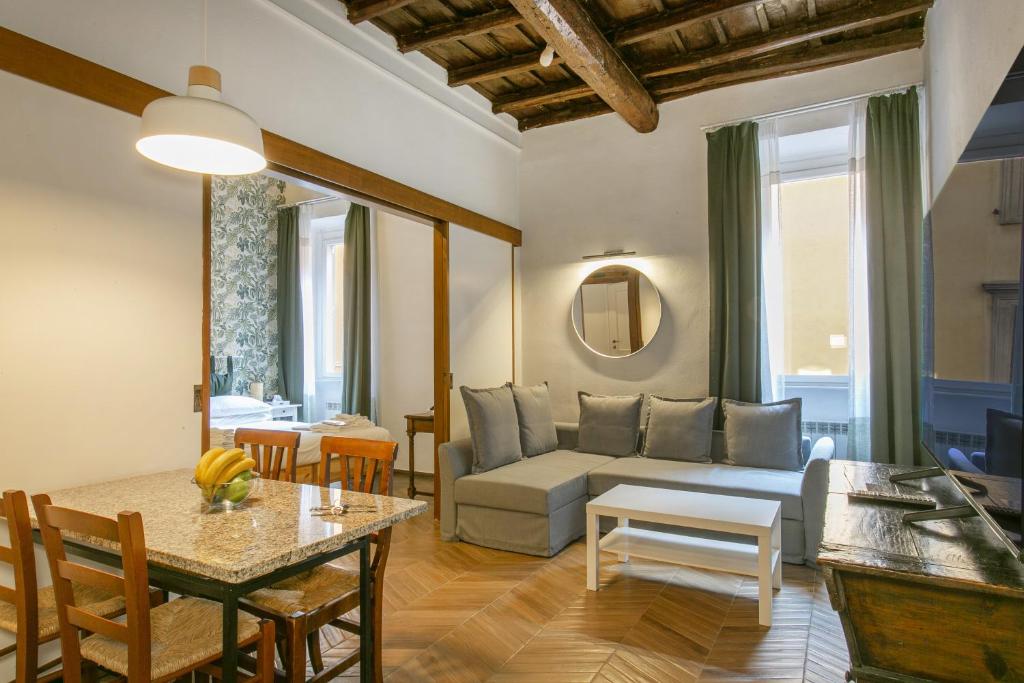 Trevi Little Palace #4 Room Type - One-Bedroom Apartment