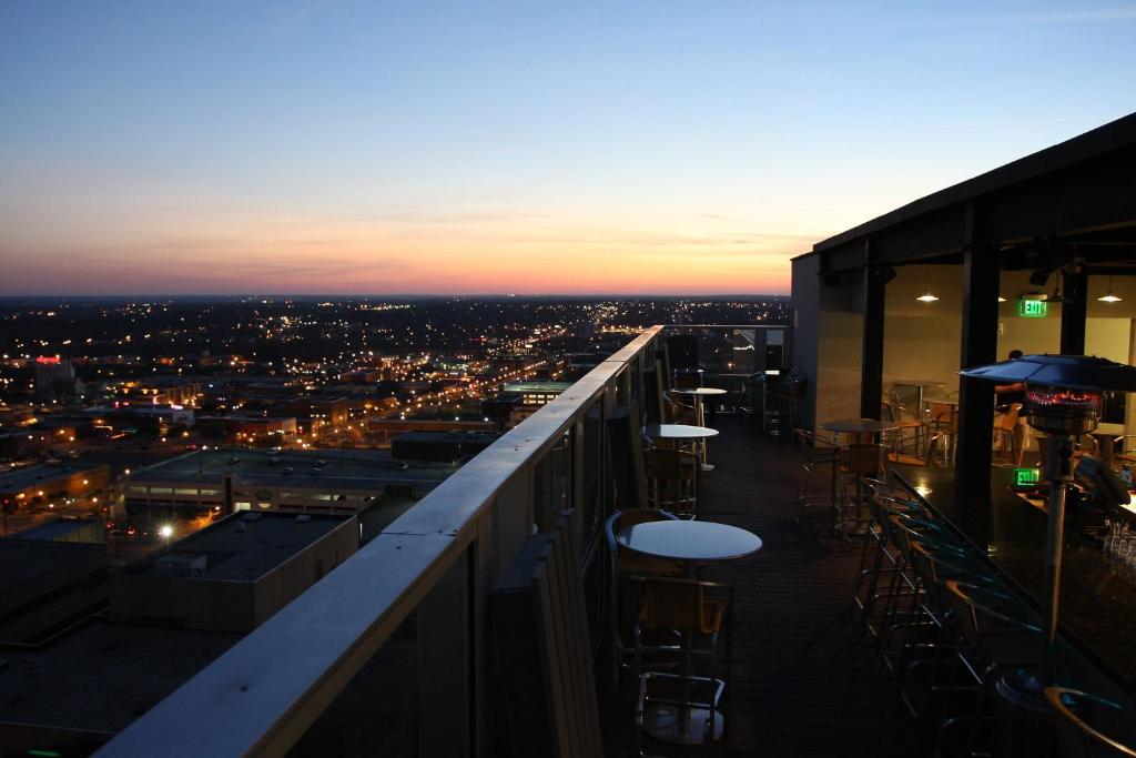 Sheraton Columbia Downtown Hotel image